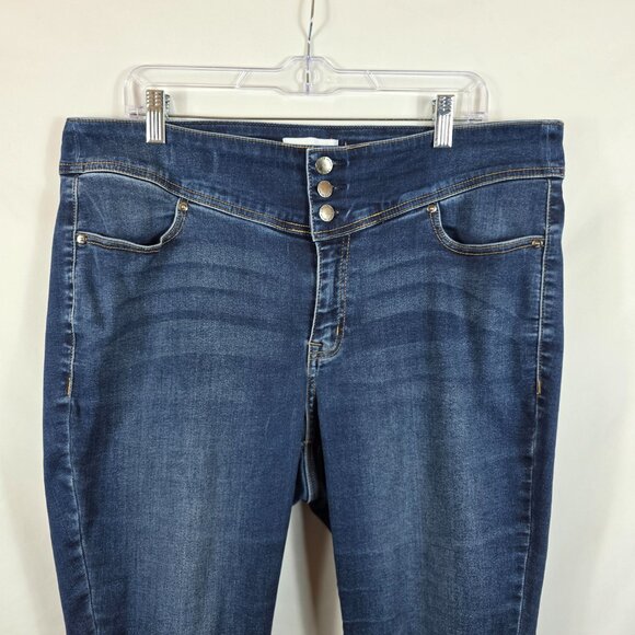 Lane Bryant High Rise Super Stretch 3 Button Jeggings Women's Size 18 - Picture 2 of 14